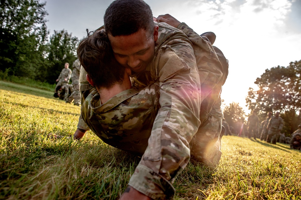 Visual Information Soldiers Conduct Combatives Training