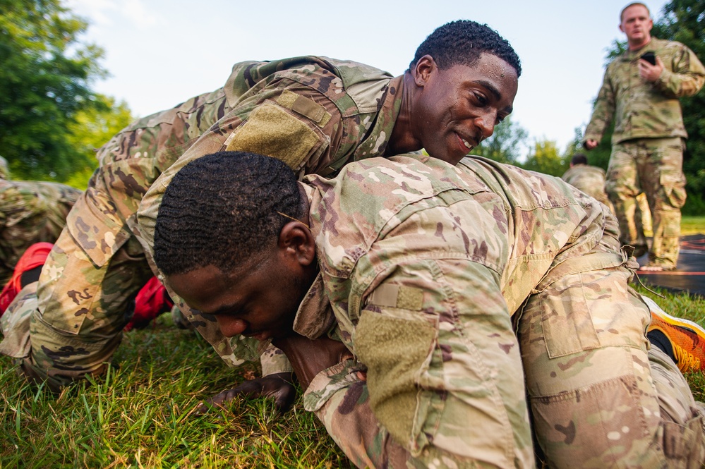 Visual Information Soldiers Conduct Combatives Training