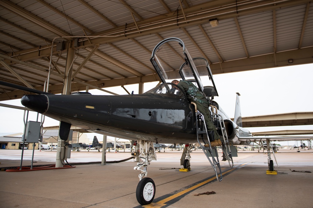 ENJJPT operates T-38s to conduct formations