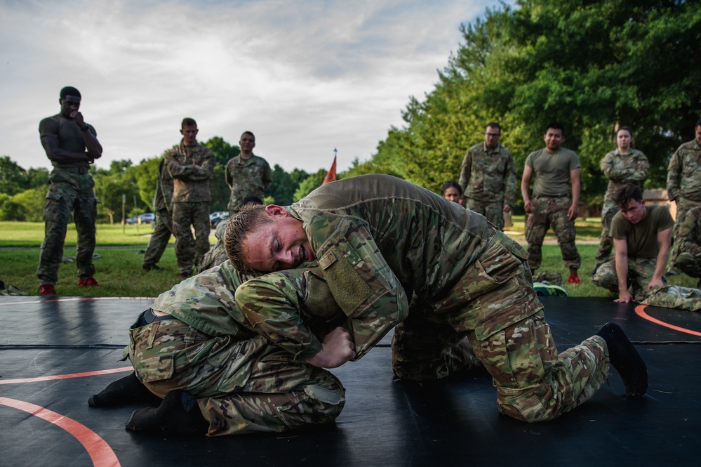 Visual Information Soldiers Conduct Combatives Training