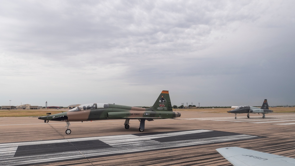 ENJJPT operates T-38s to conduct formations