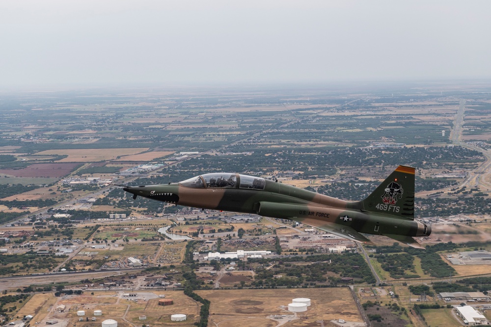 ENJJPT operates T-38s to conduct formations