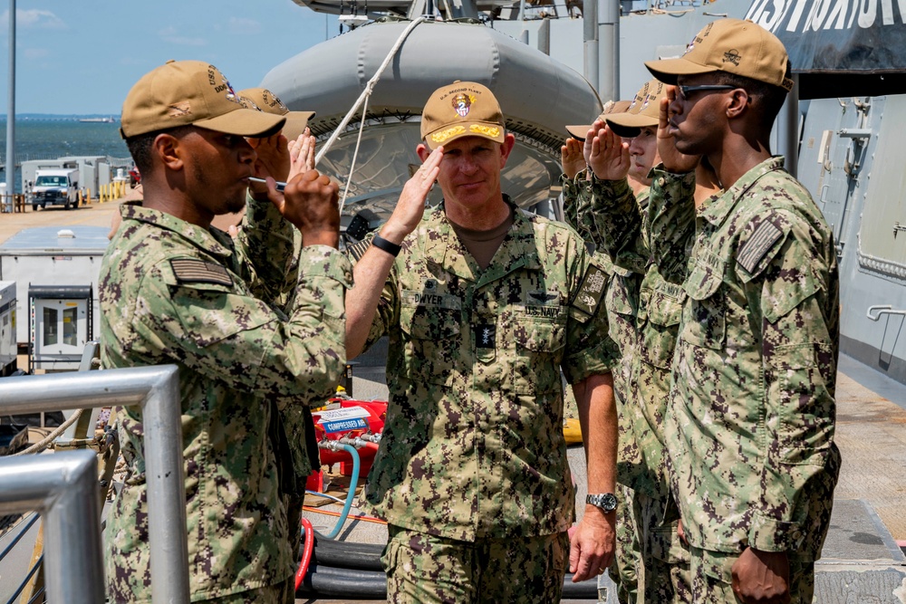 Vice Adm. Daniel Dwyer visits USS Truxtun (DDG 103)