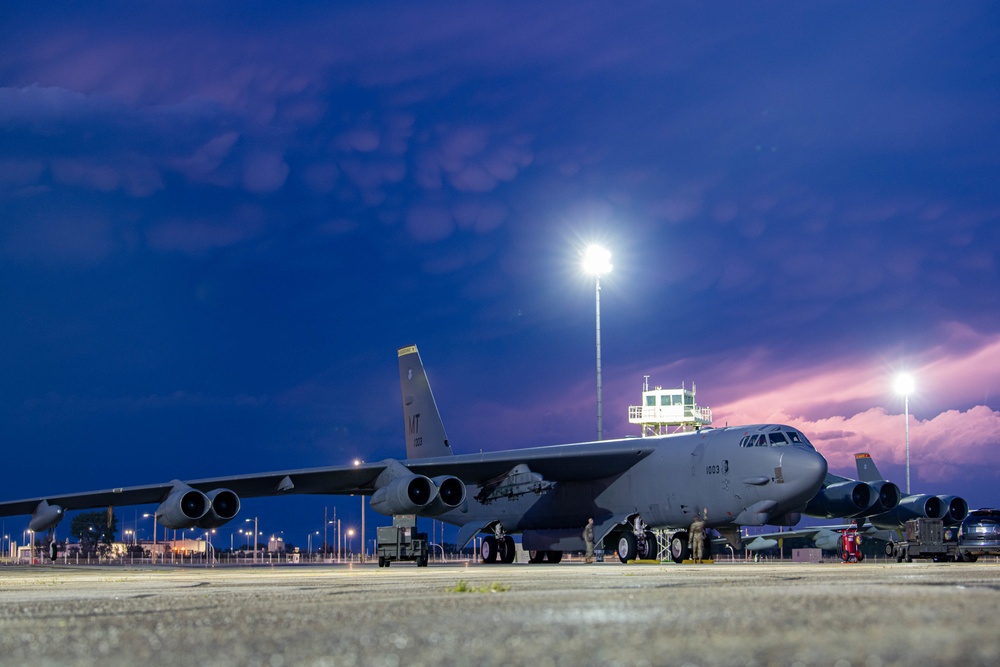 B-52H Thunderstorm