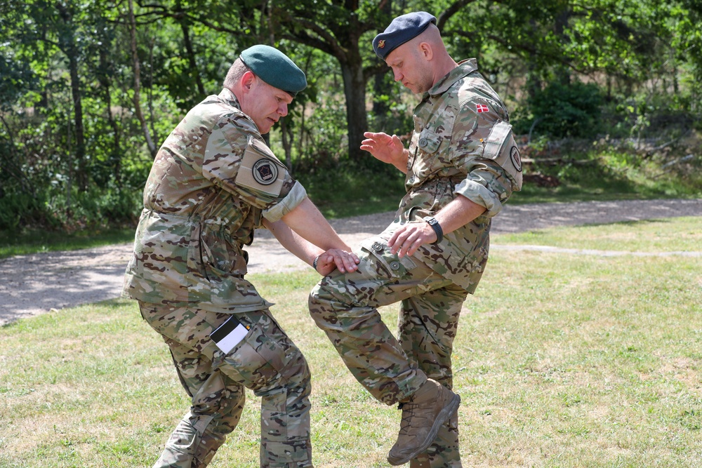 Military Reserve Exchange Program (MREP) National Guard &amp; Reserve Growing Partnerships in Denmark