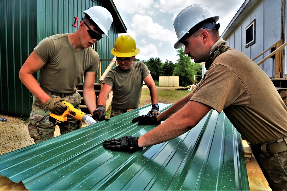 389th Engineer Company Soldiers hone skills supporting troop project at Fort McCoy