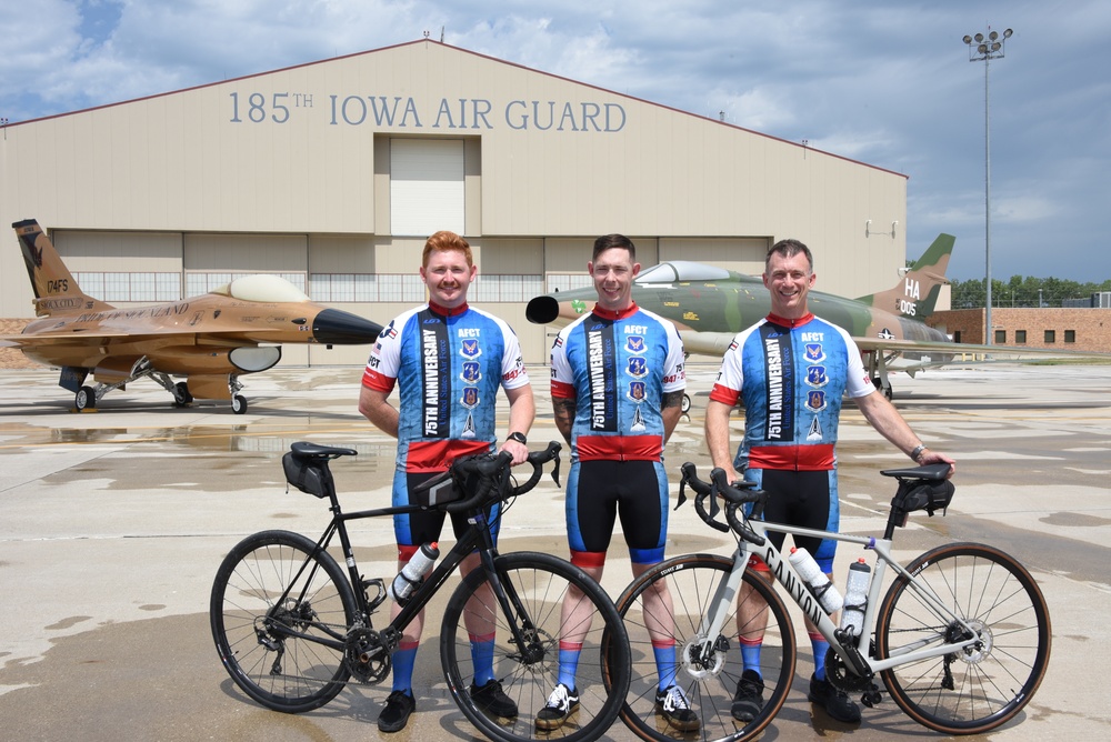 USAFE Airmen of the Air Force Cycling Team