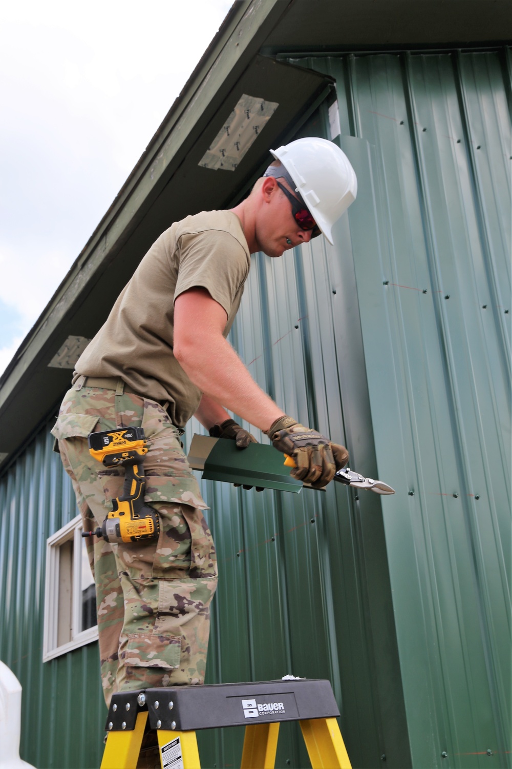 389th Engineer Company Soldiers hone skills supporting troop project at Fort McCoy