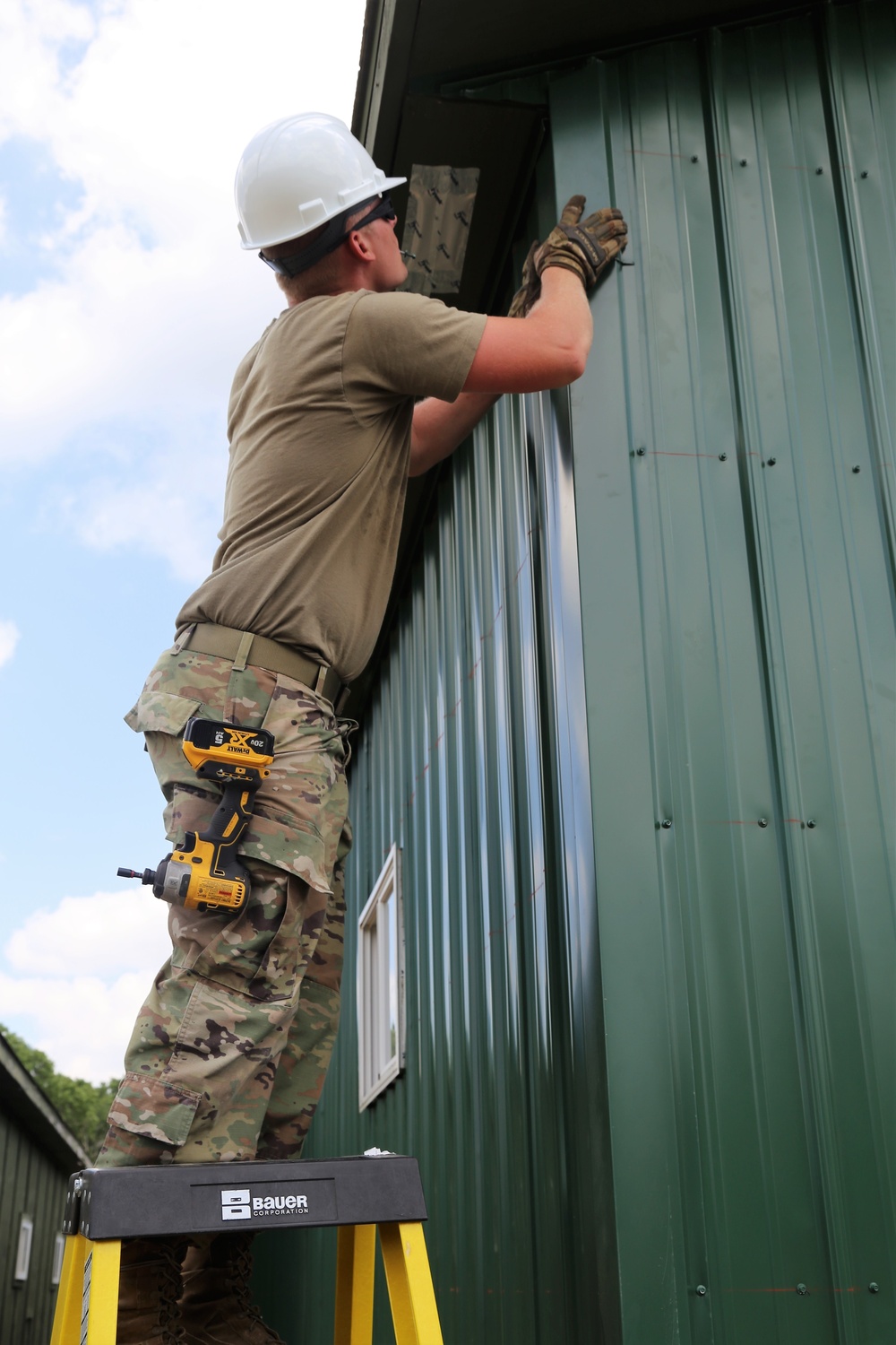 389th Engineer Company Soldiers hone skills supporting troop project at Fort McCoy