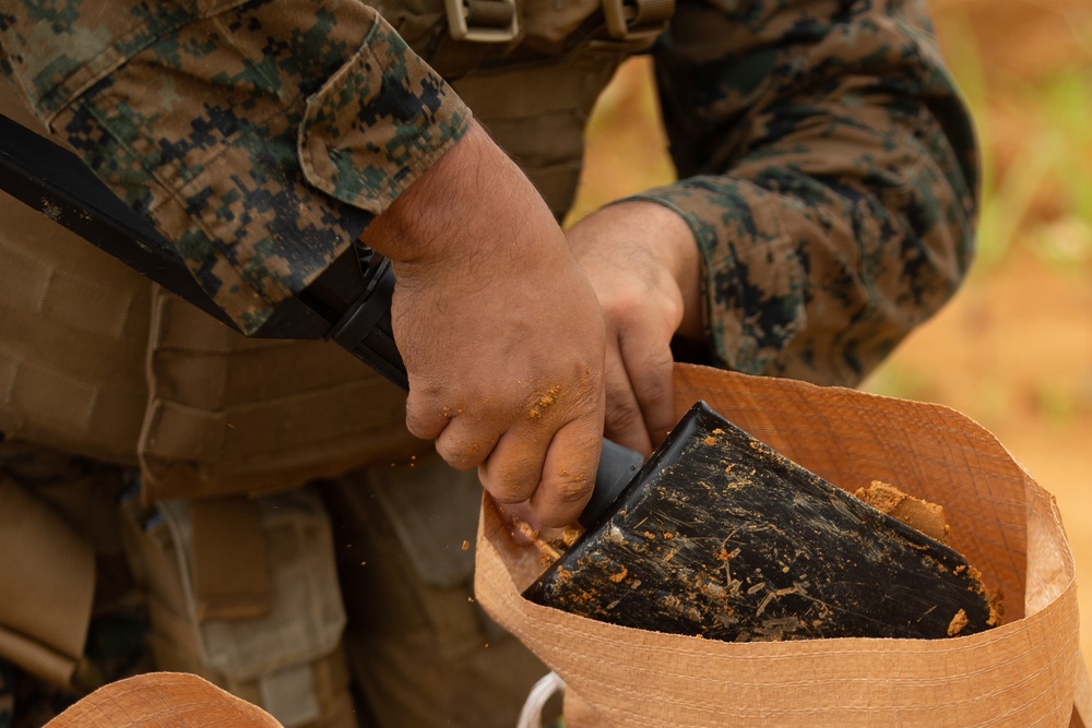 3rd LSB Engineer Support Platoon Marines conduct MOUT Training