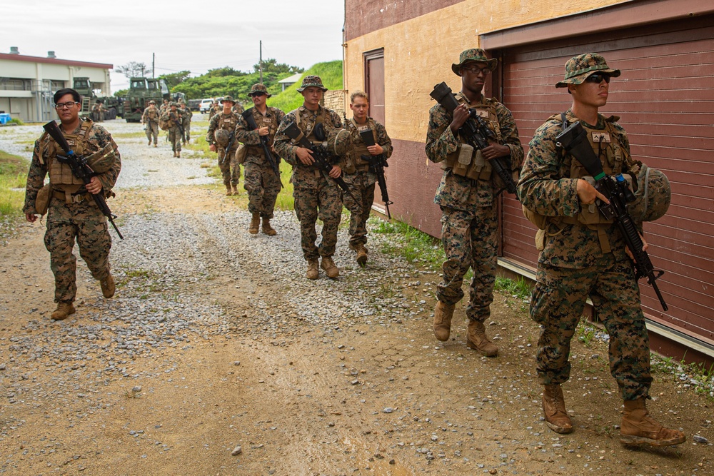 3rd LSB Engineer Support Platoon Marines conduct MOUT Training