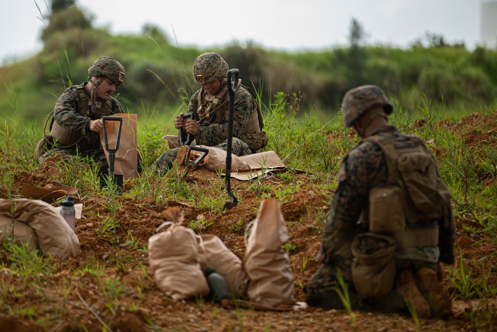 3rd LSB Engineer Support Platoon Marines conduct MOUT Training