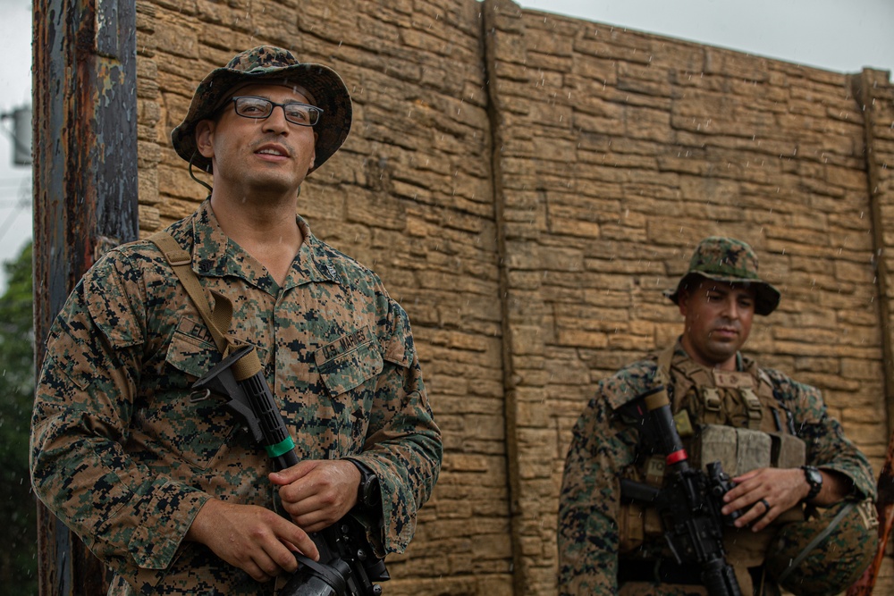 3rd LSB Engineer Support Platoon Marines conduct MOUT Training