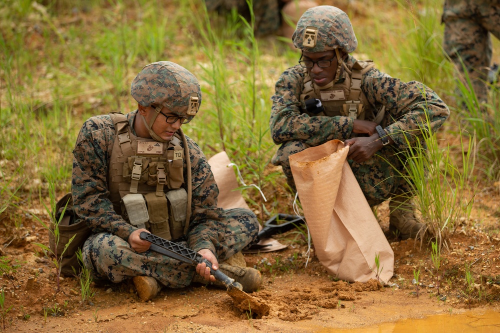 3rd LSB Engineer Support Platoon Marines conduct MOUT Training