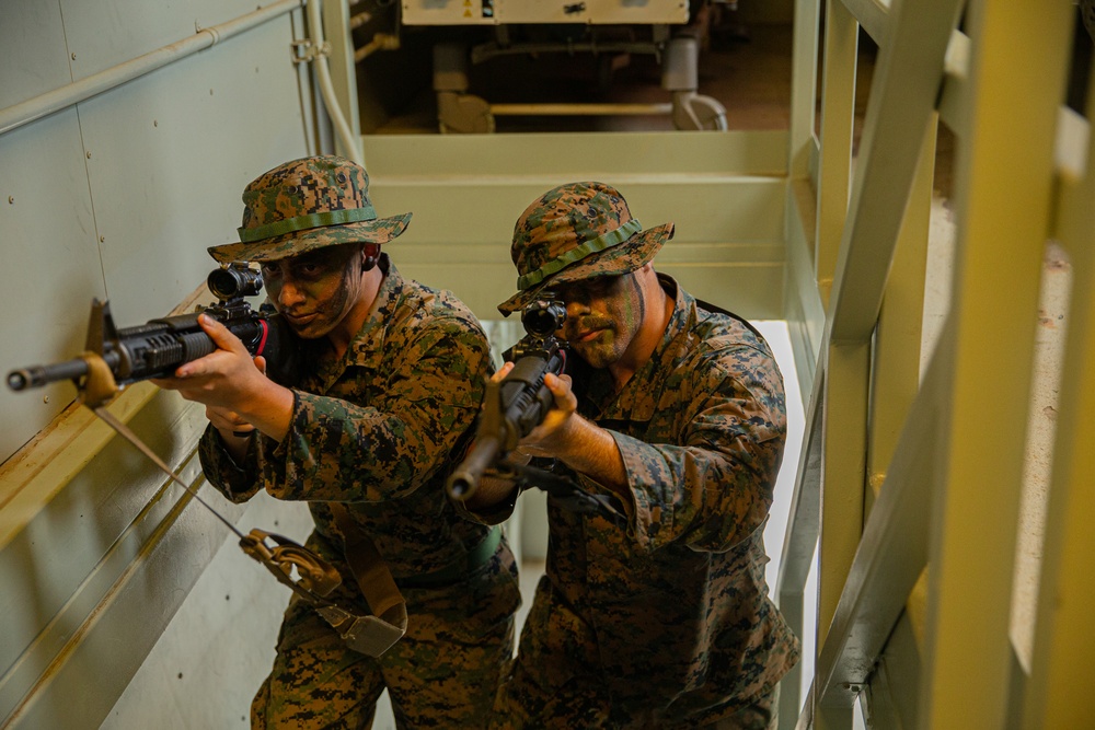 3rd LSB Engineer Support Platoon Marines conduct MOUT Training