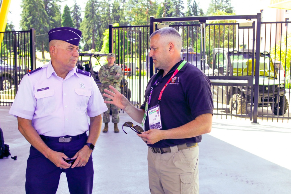 Brig. Gen. Mark Crosby visits 102nd CST at World Track and Field Championships
