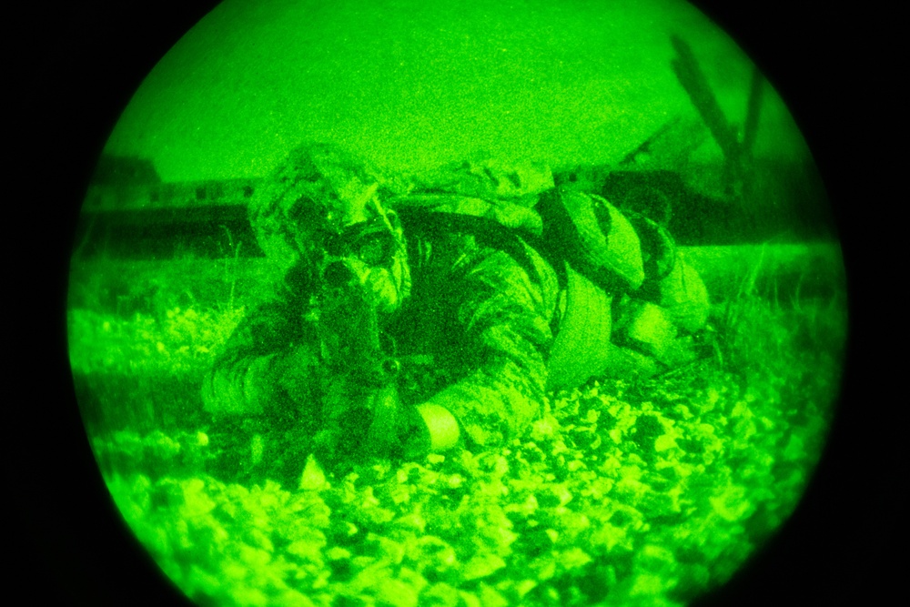 3rd LSB Engineer Support Platoon Marines conduct MOUT Training