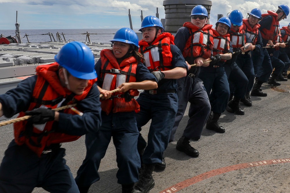 DVIDS - Images - USS Higgins Conducts RAS With USS Ronald Reagan [Image ...