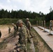 U.S. Soldiers train on Canadian weapons