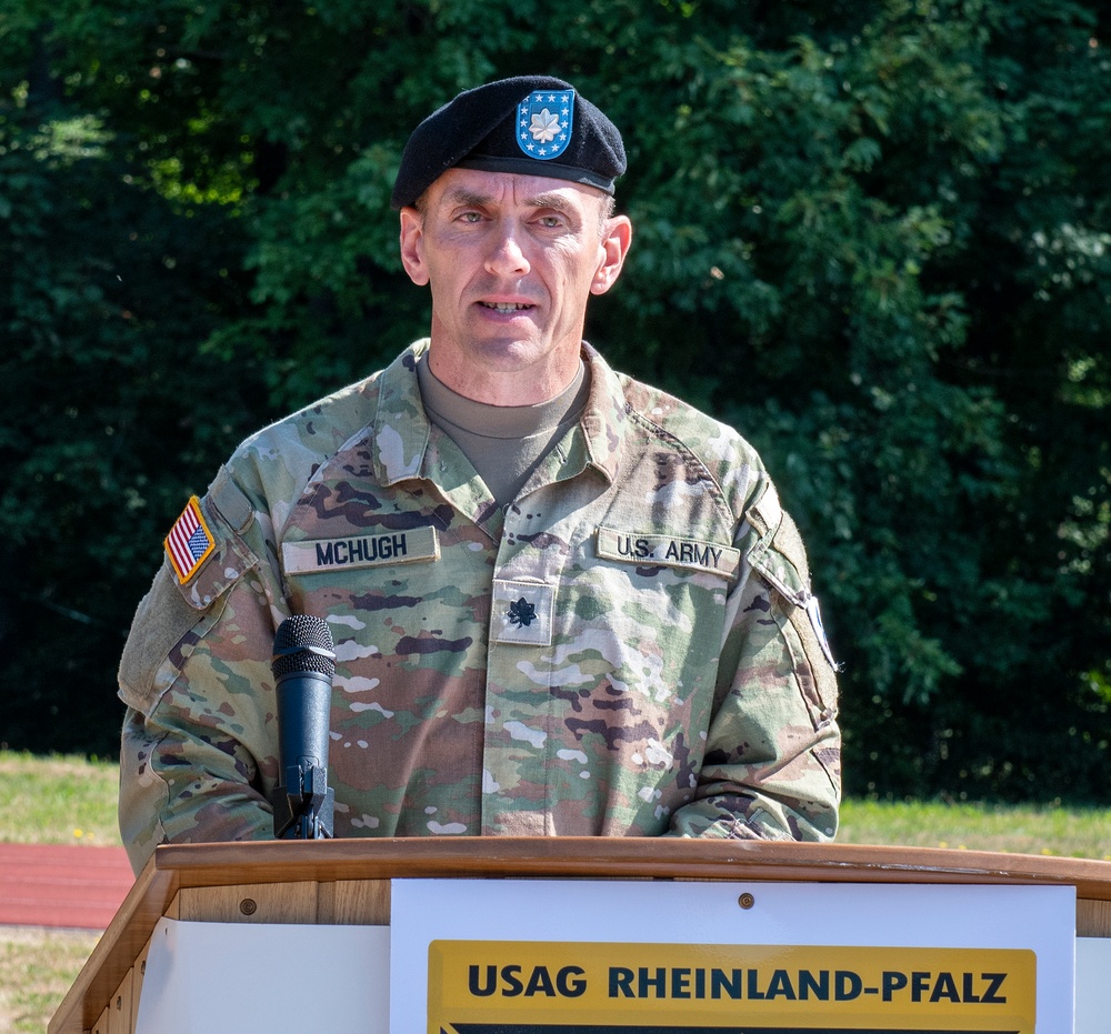 DVIDS - Images - U.S. Army Garrison Rheinland-Pfalz Change of Command ...