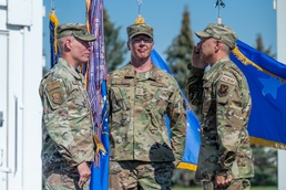 Malmstrom changes command
