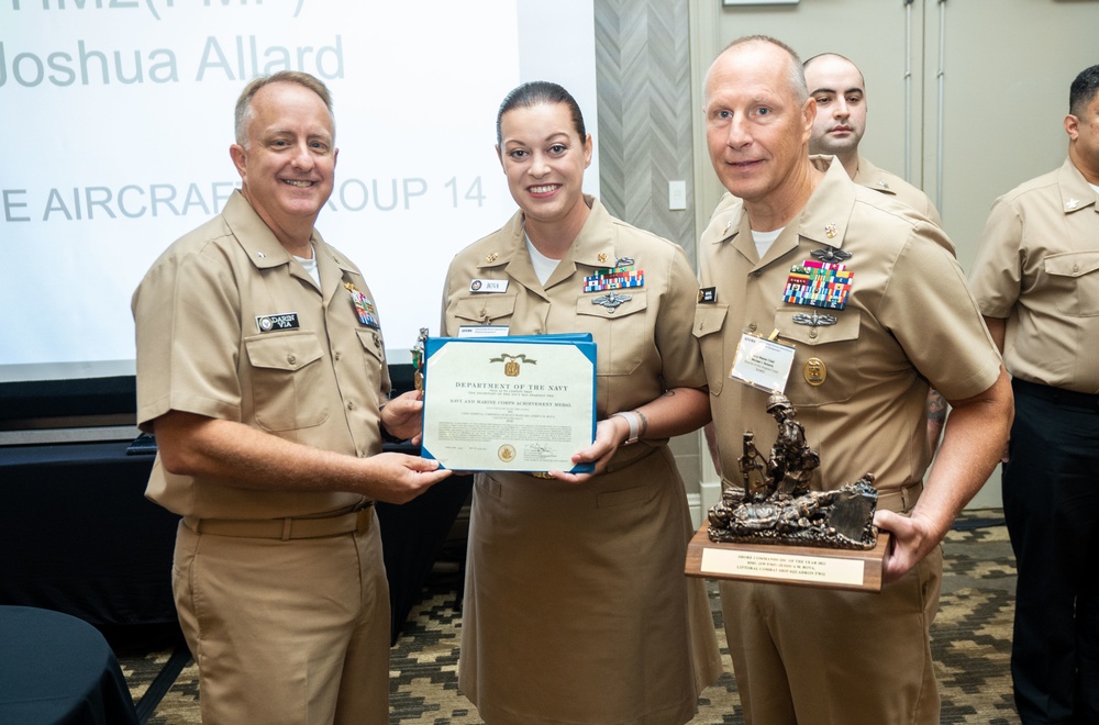 Independent Duty Corpsman Awards presented at Medical Symposium