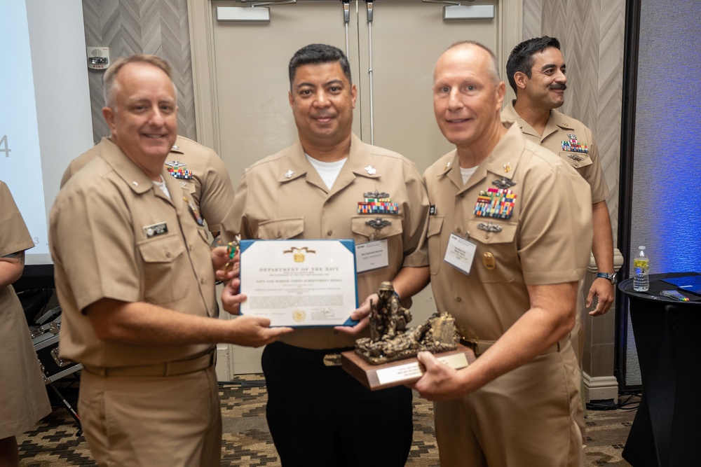 Independent Duty Corpsman Awards presented at Medical Symposium