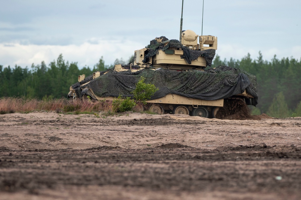 Finland hosts its first Bradley gunnery