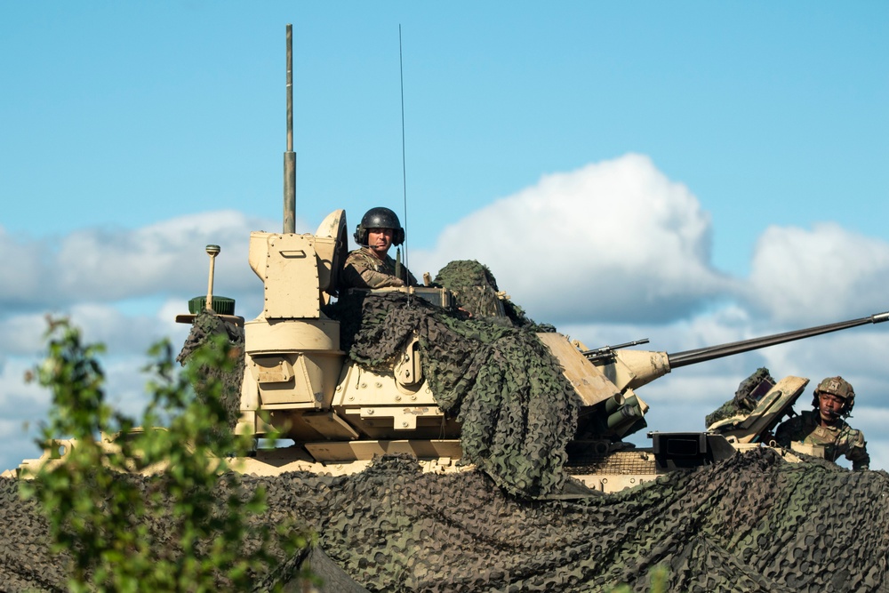 Finland hosts its first Bradley gunnery