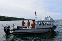 NY Naval Militia conducts training on Hudson River on April 29-30 photo