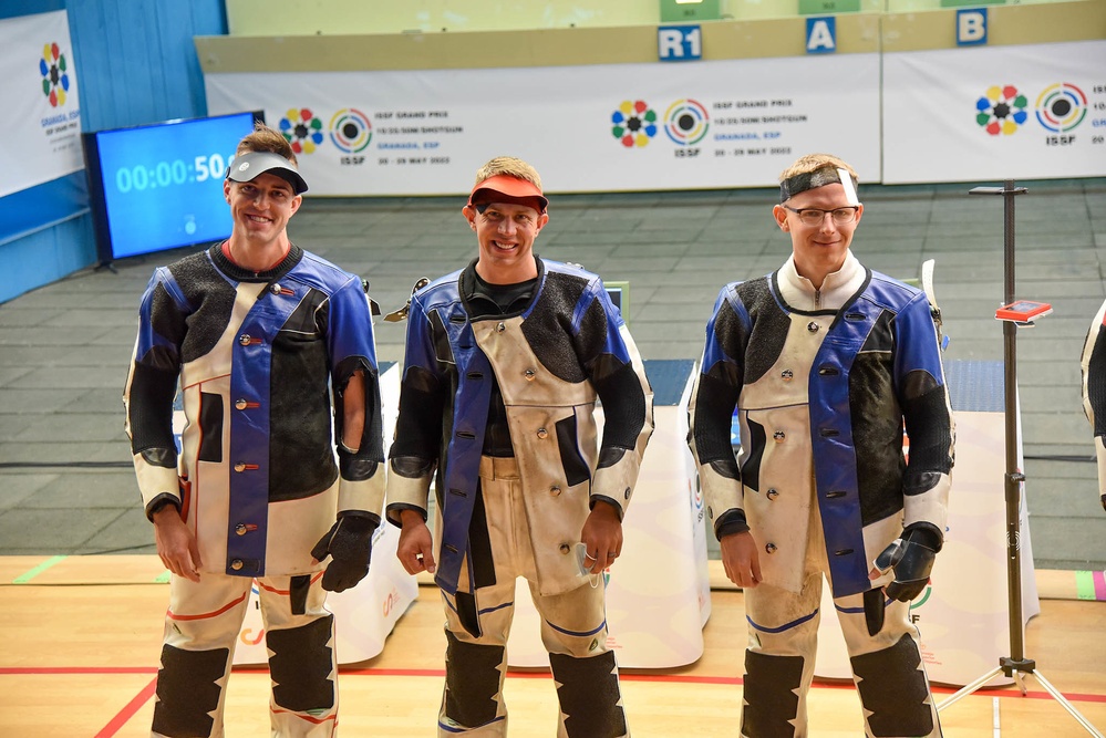 Soldiers Win Silver Medal in Team Air Rifle Match in Spain