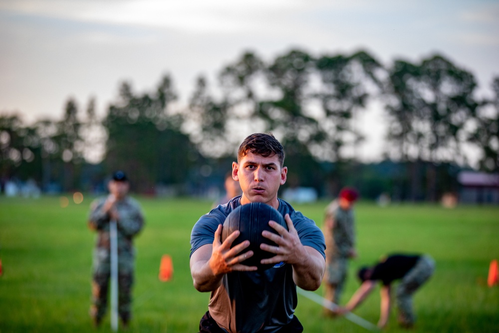 Paratroopers take Best Squad Competition ACFT