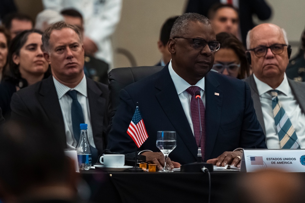 SECDEF Attends Conference of Defense Ministers of the Americas (CDMA)