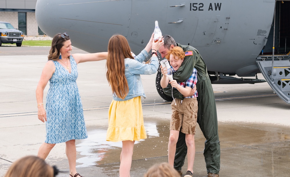 152nd Airlift Wing Commander flies Final Flight before departing for job at the Pentagon