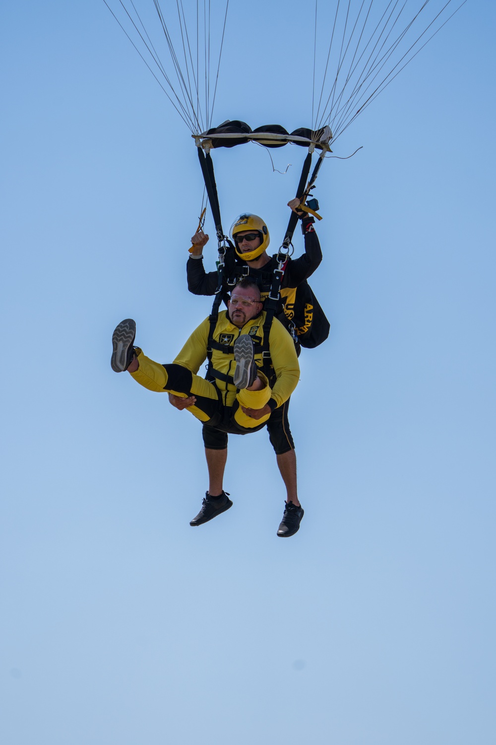 Soldier on U.S. Army Parachute Team takes Chuck Liddell on tandem skydive