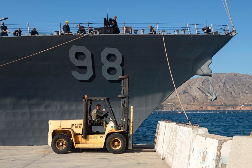 USS Forrest Sherman (DDG 98) arrives in Souda Bay, Greece