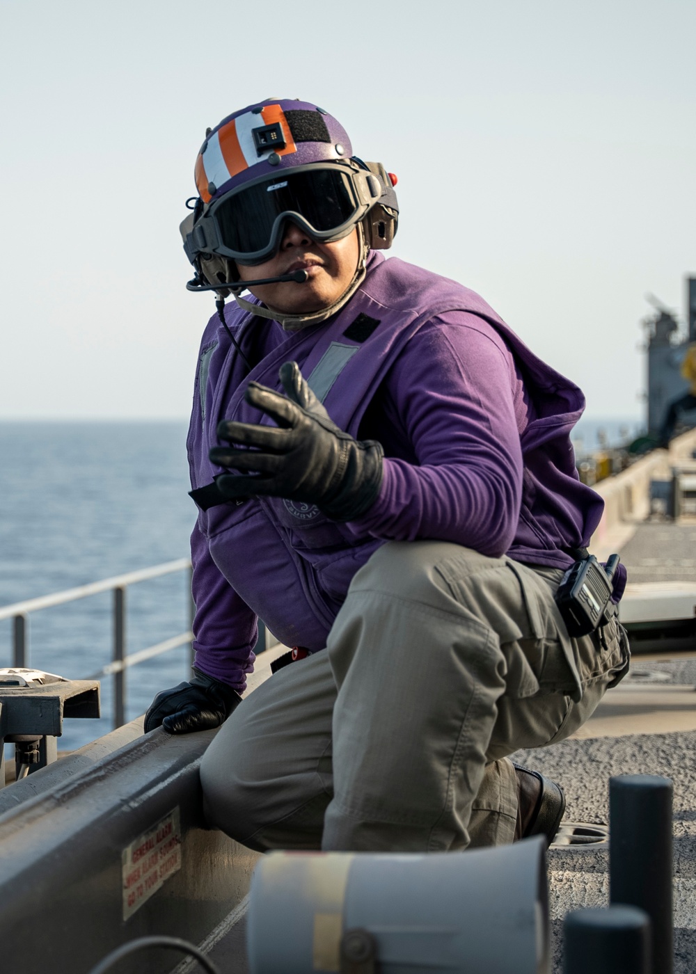 Sailors conduct flight operations