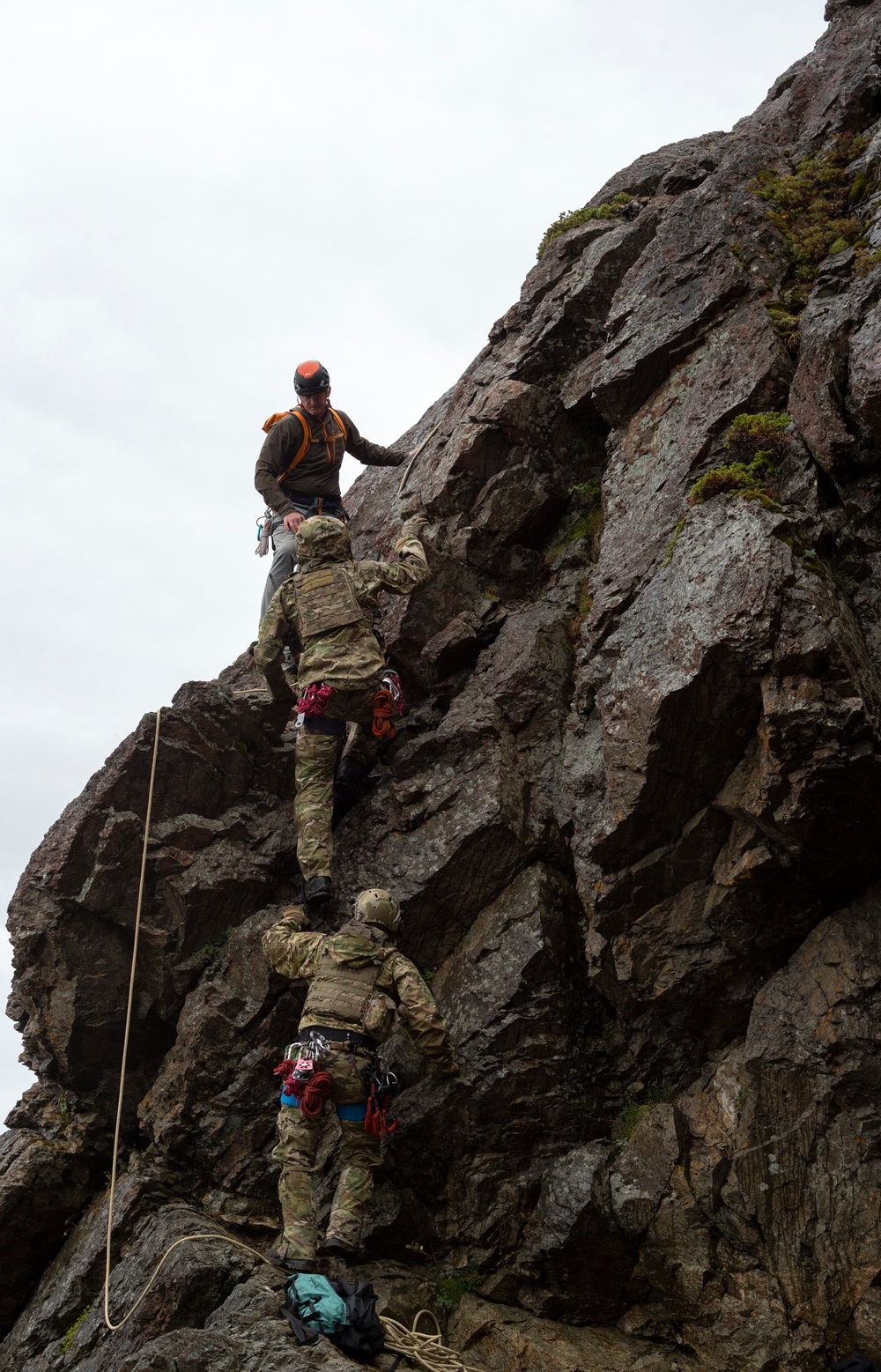 JBER special warfare Airmen tackle new heights