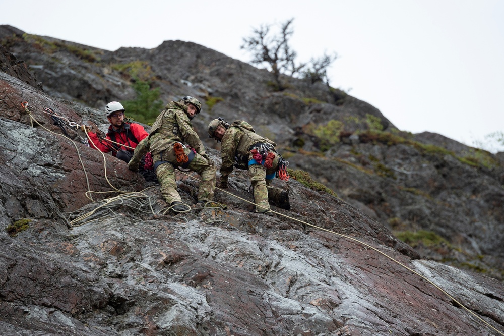 JBER special warfare Airmen tackle new heights