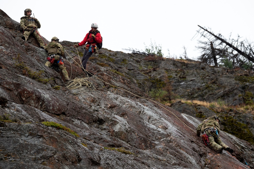 JBER special warfare Airmen tackle new heights