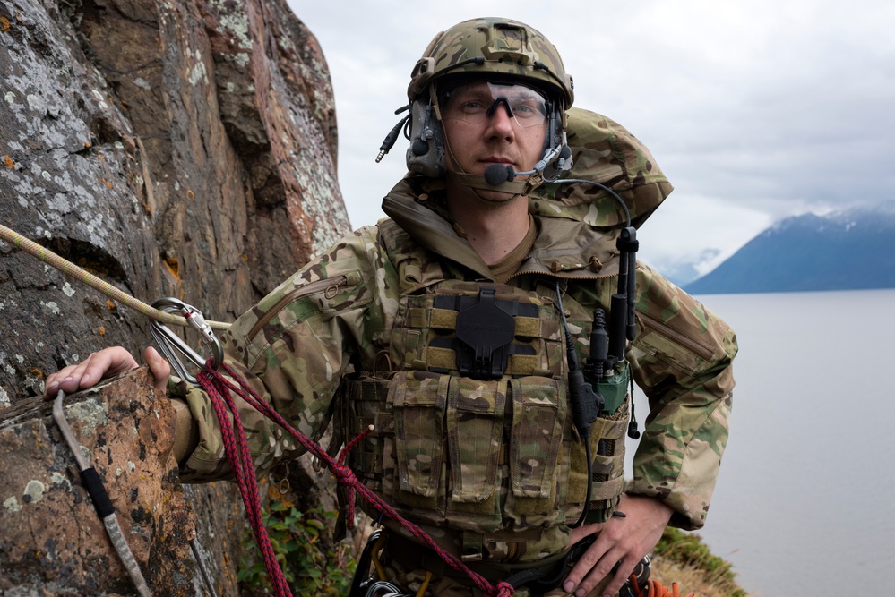 JBER special warfare Airmen tackle new heights
