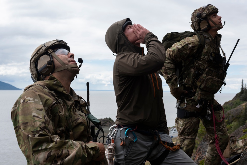 JBER special warfare Airmen tackle new heights