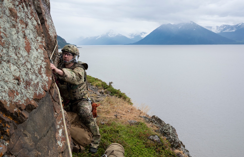 JBER special warfare Airmen tackle new heights