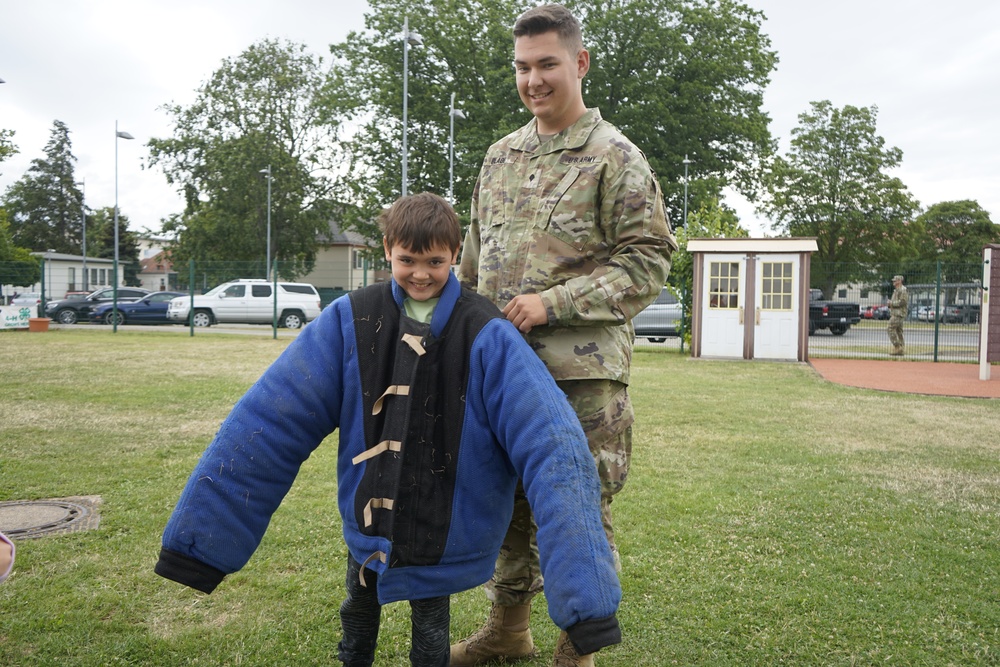 Military working dogs showcase Wiesbaden law enforcement's &quot;secret weapon”