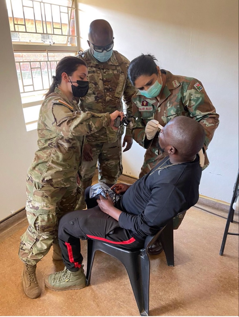 Soldiers provide health/veterinary services during Shared Accord