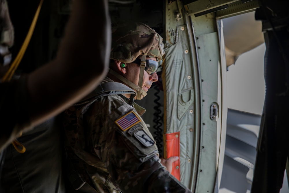 Oklahoma Guard units conduct airborne operations with Nebraska, Indiana