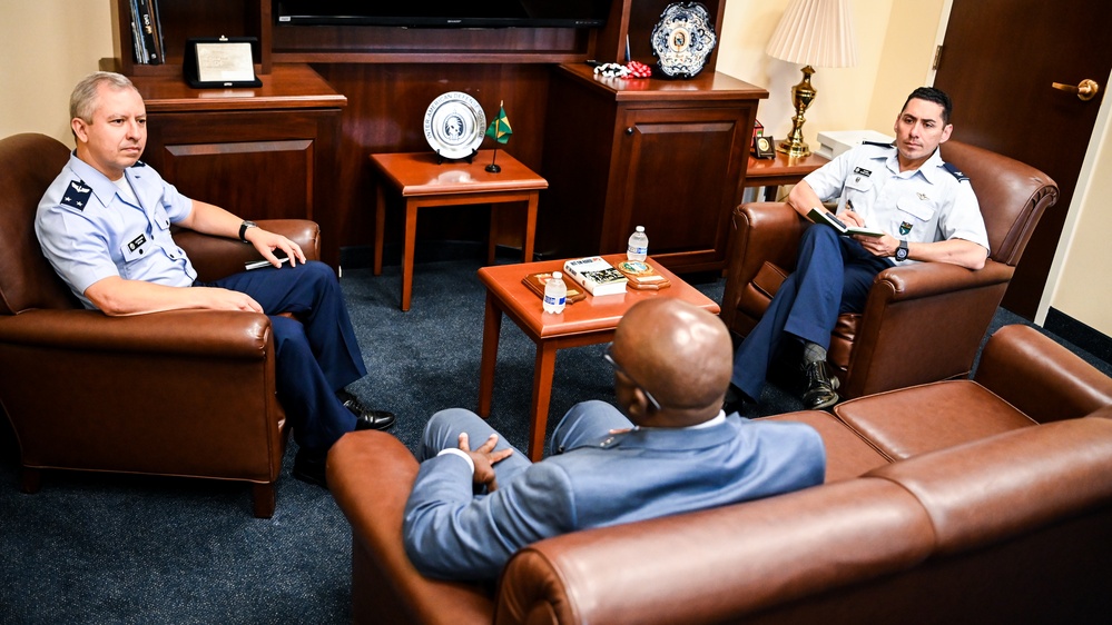 IMPACS Executive Director visits IADC