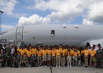 VP-26 TRIDENTS PARTICIPATES IN STATIC DISPLAY