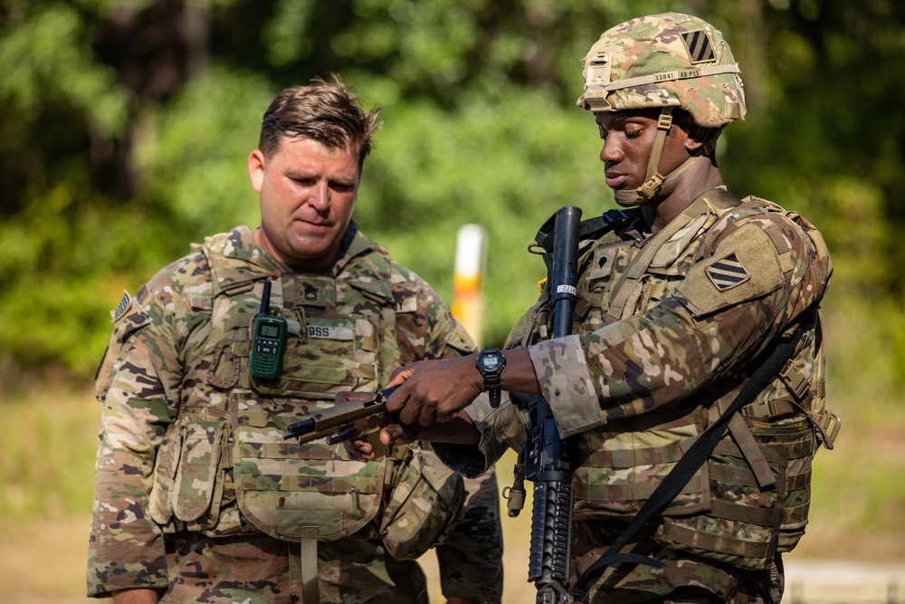 XVIII Airborne Corps Best Squad Competition Stress Shoot