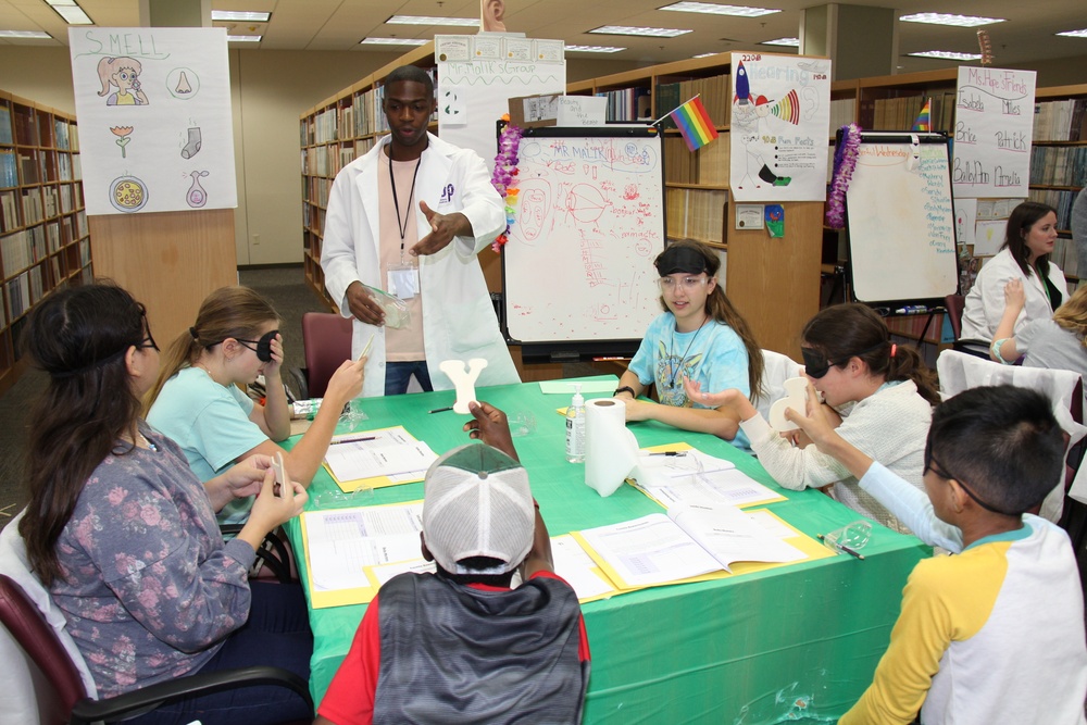GEMS Students Return to Halls of USAARL